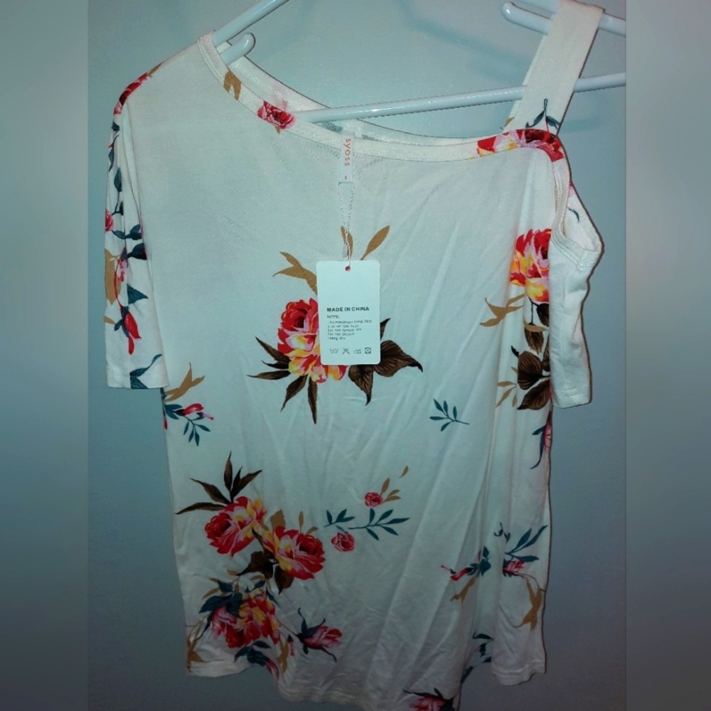 Womens size small off shoulder summer shirt